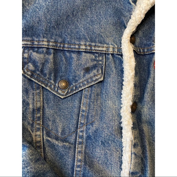 Vintage Levi’s Sherpa Jean Jacket - Picture 4 of 6